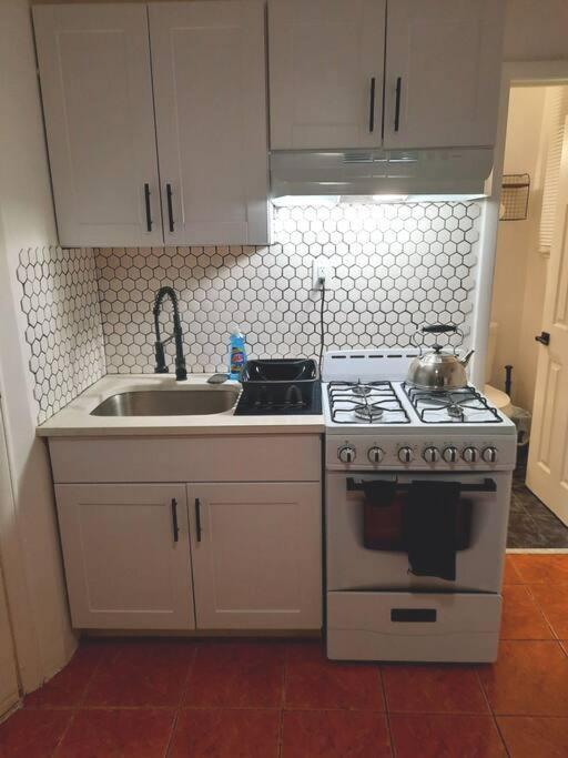 Pet Friendly Apartment Minutes From Nyc! West New York Luaran gambar